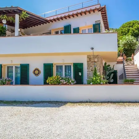 Holiday home Denise *